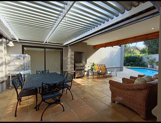 4 BEDROOM HOUSE FOR SALE IN PORT ZIMBALI ESTATE